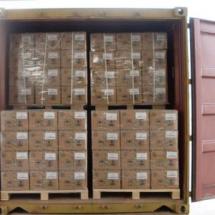 Creatine Anhydrous, CAS 57-00-1, loading into container Creatine Anhydrous, CAS 57-00-1, loading into container