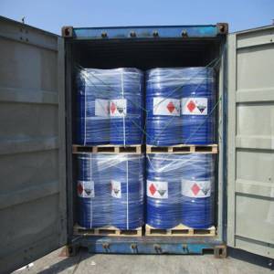 o-Toluidine, CAS 95-53-4, loading container o-Toluidine, CAS 95-53-4, loading container